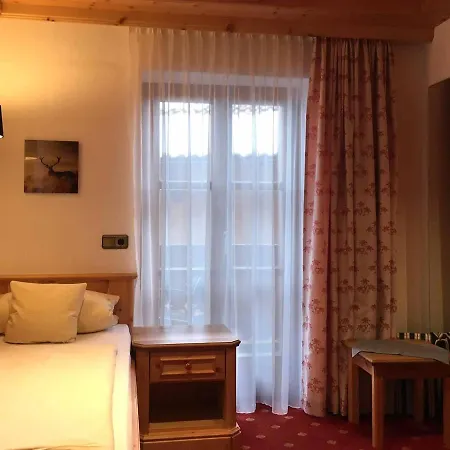 호텔 Musik - Und Wellnesshotel Mariandl Singender Wirt