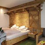 Hotell Musik - Und Wellnesshotel Mariandl Singender Wirt