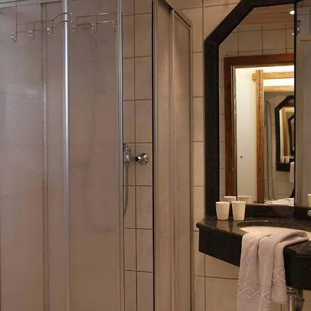 Mariandl - Singender Wirt Hotel *