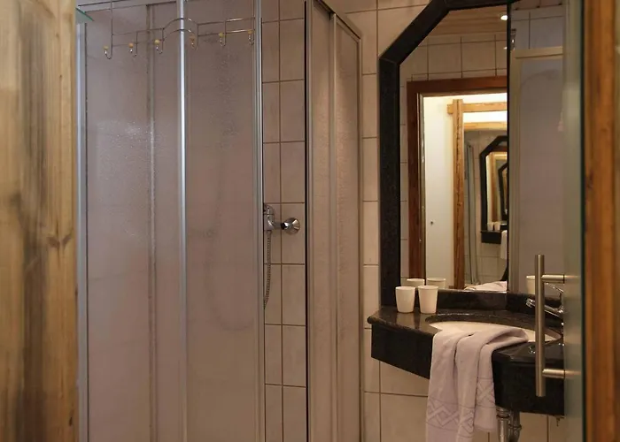 Musik - Und Wellnesshotel Mariandl Singender Wirt Отель *